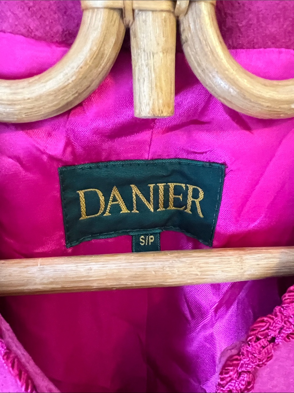 Danier Fuchsia Suede Jacket with Gold Buttons - Picture 4 of 6